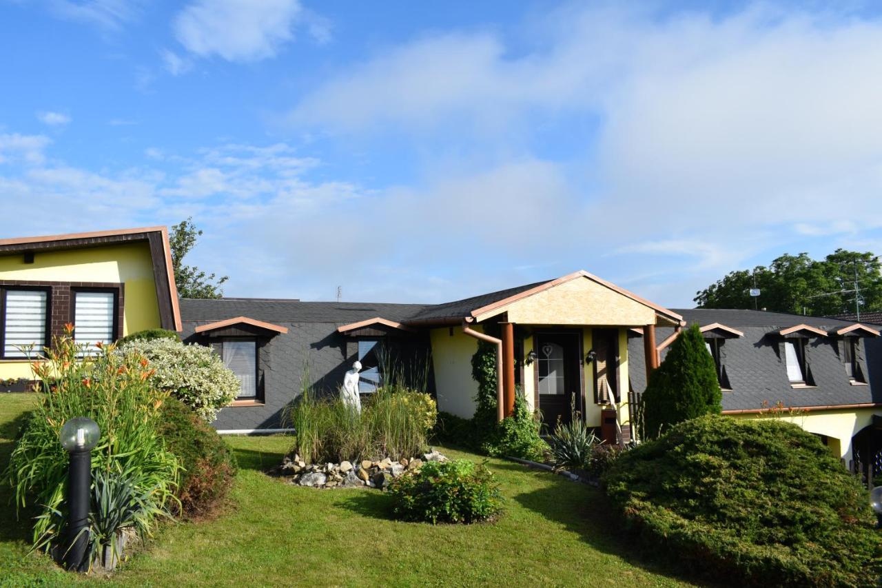 Penzion Rony Radejov Exterior foto